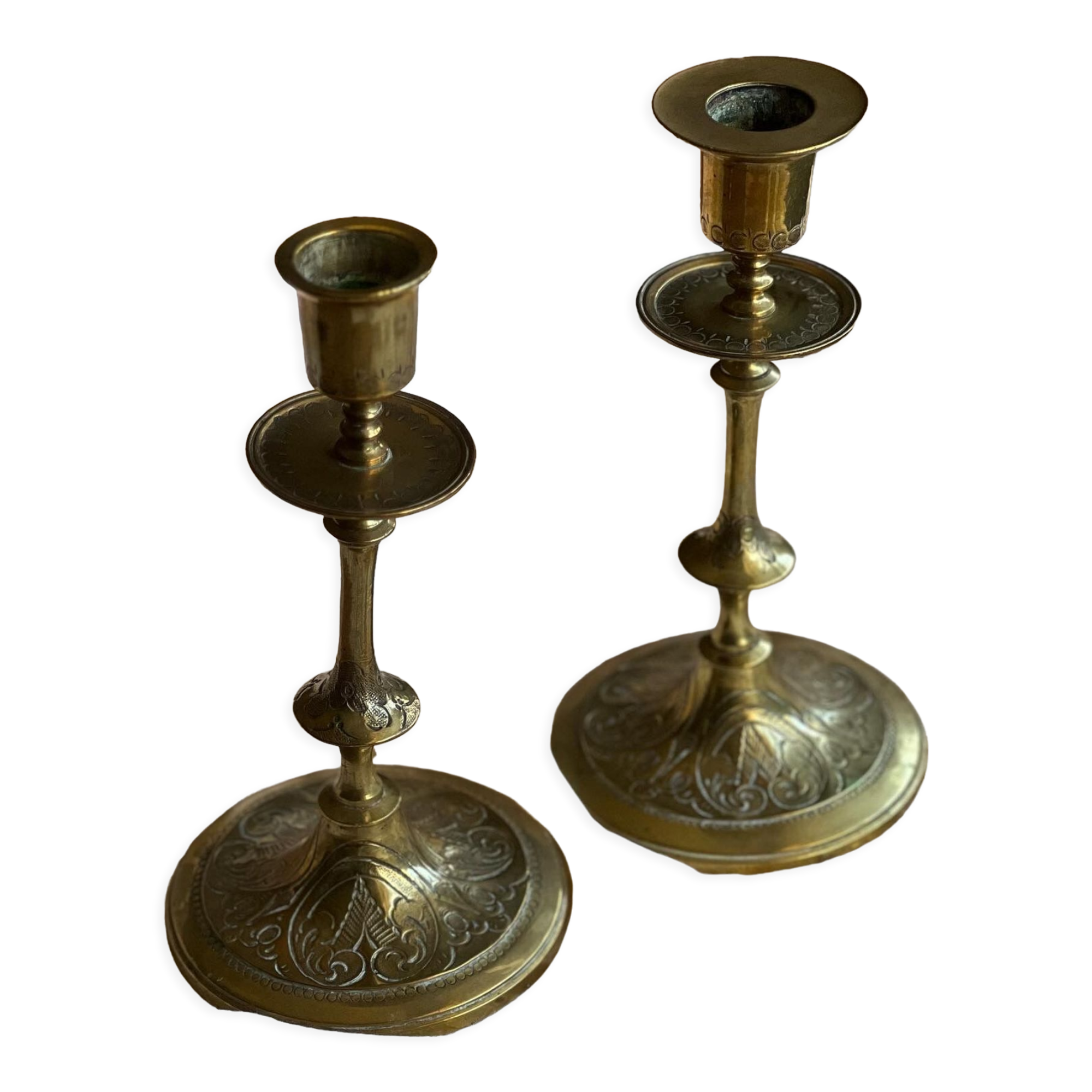 Solid brass candle holder with engraved patterns
