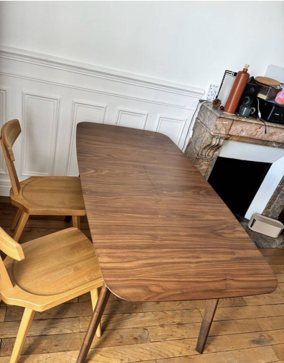 Extendable dining table for 4/6 people, dark walnut, 120/150 cm, 75 cm.