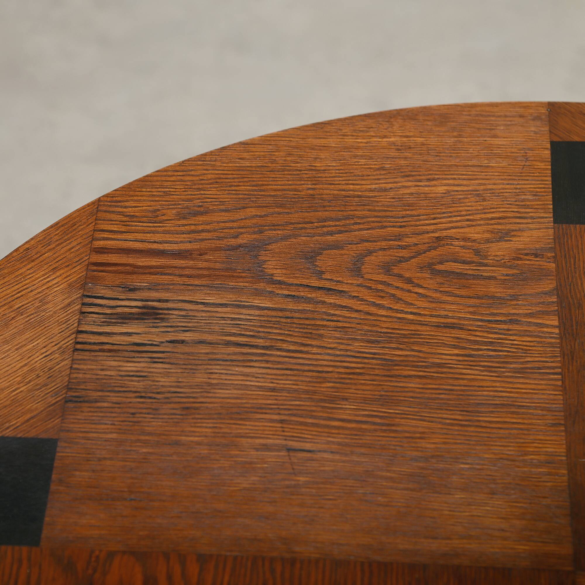 Dutch Art Deco Modernist Amsterdam School side table in Oak