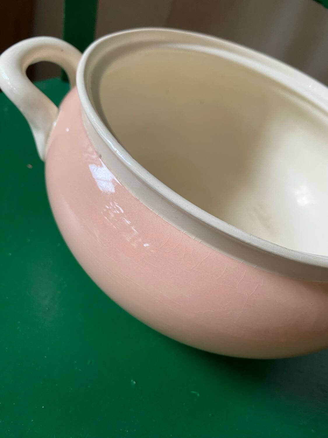 Villeroy and Boch powder pink salad bowl.