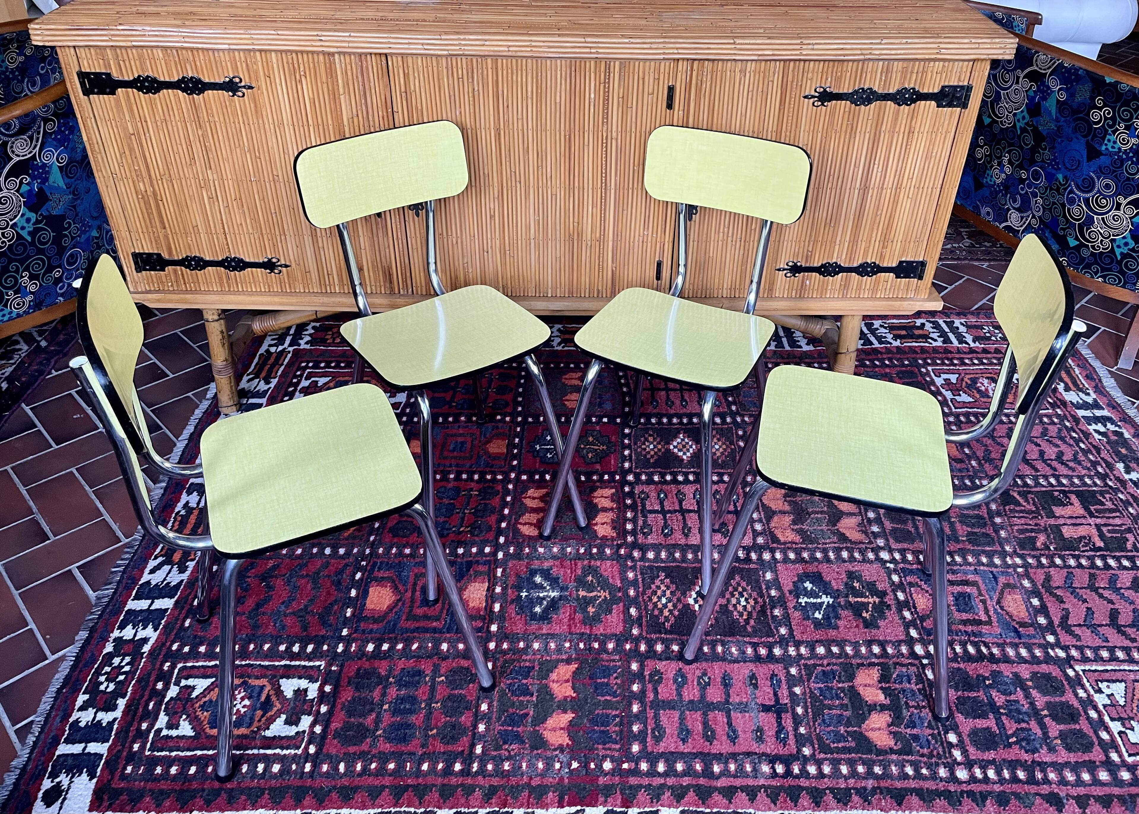 Chaises en formica 1960