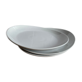 3 white porcelain plates for pasta like Saturnia restaurant