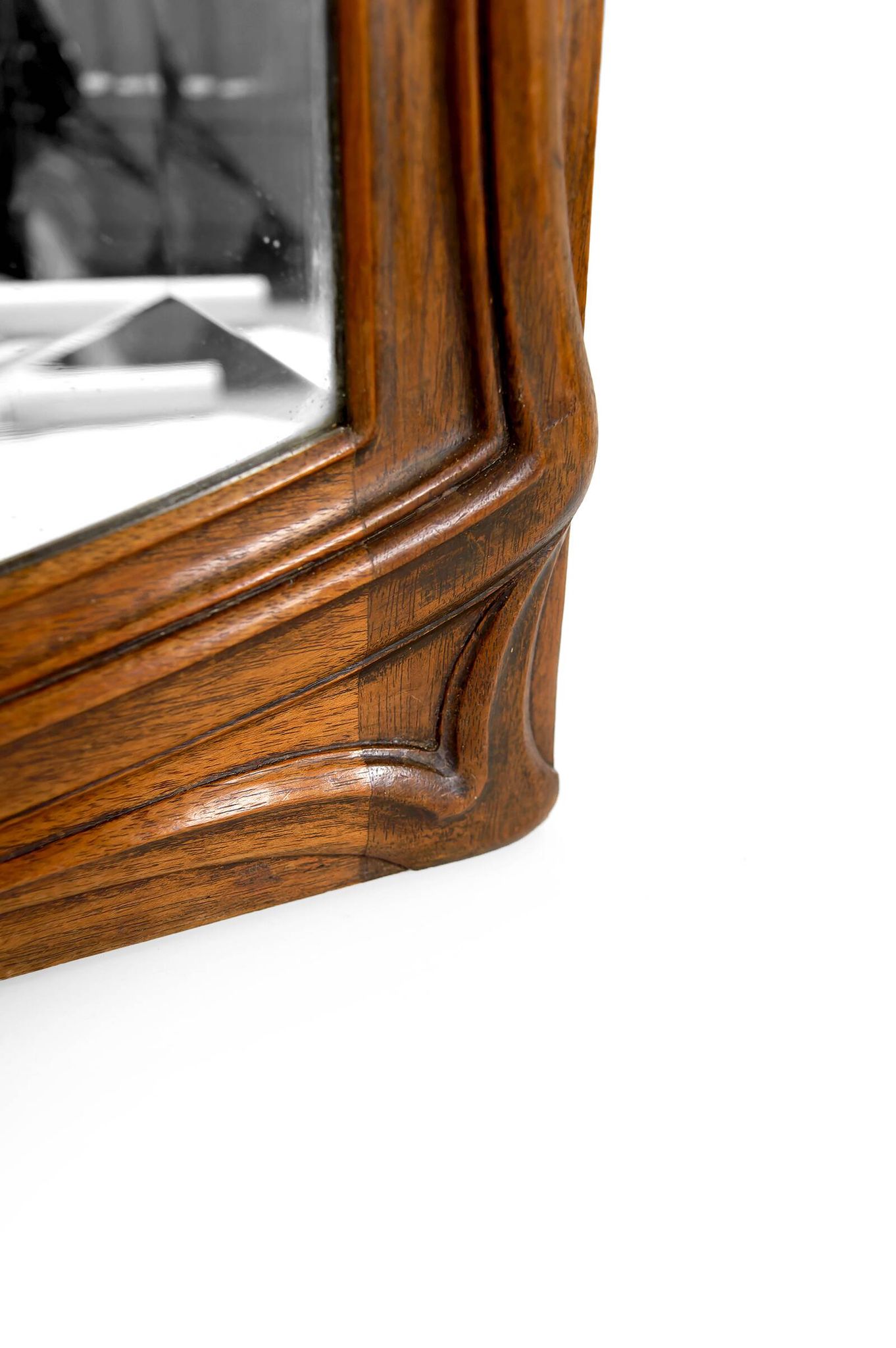 Important Carved Walnut Trumeau Mirror, Art Nouveau, France, Circa 1900
