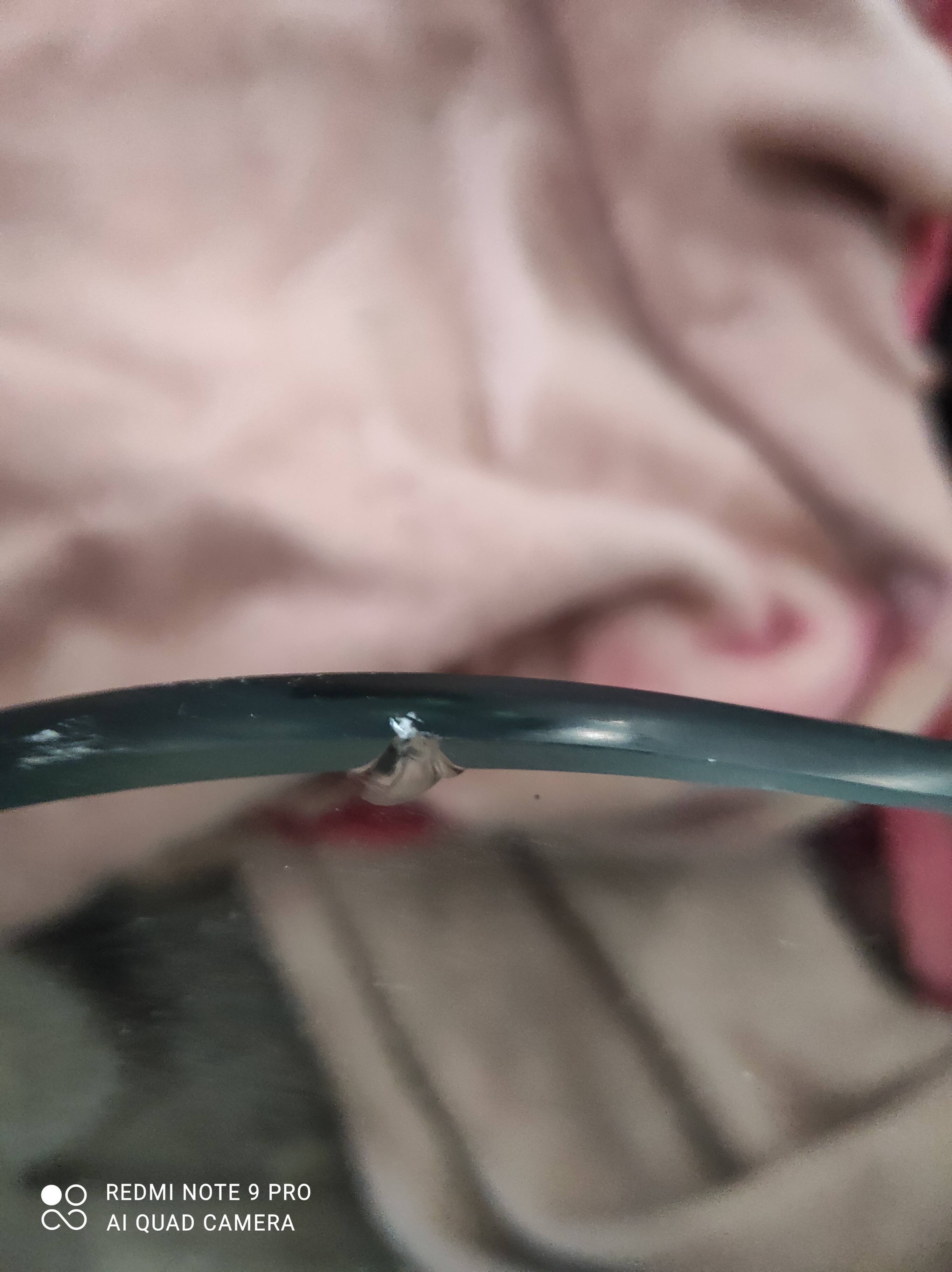 Table foot "branch" on glass