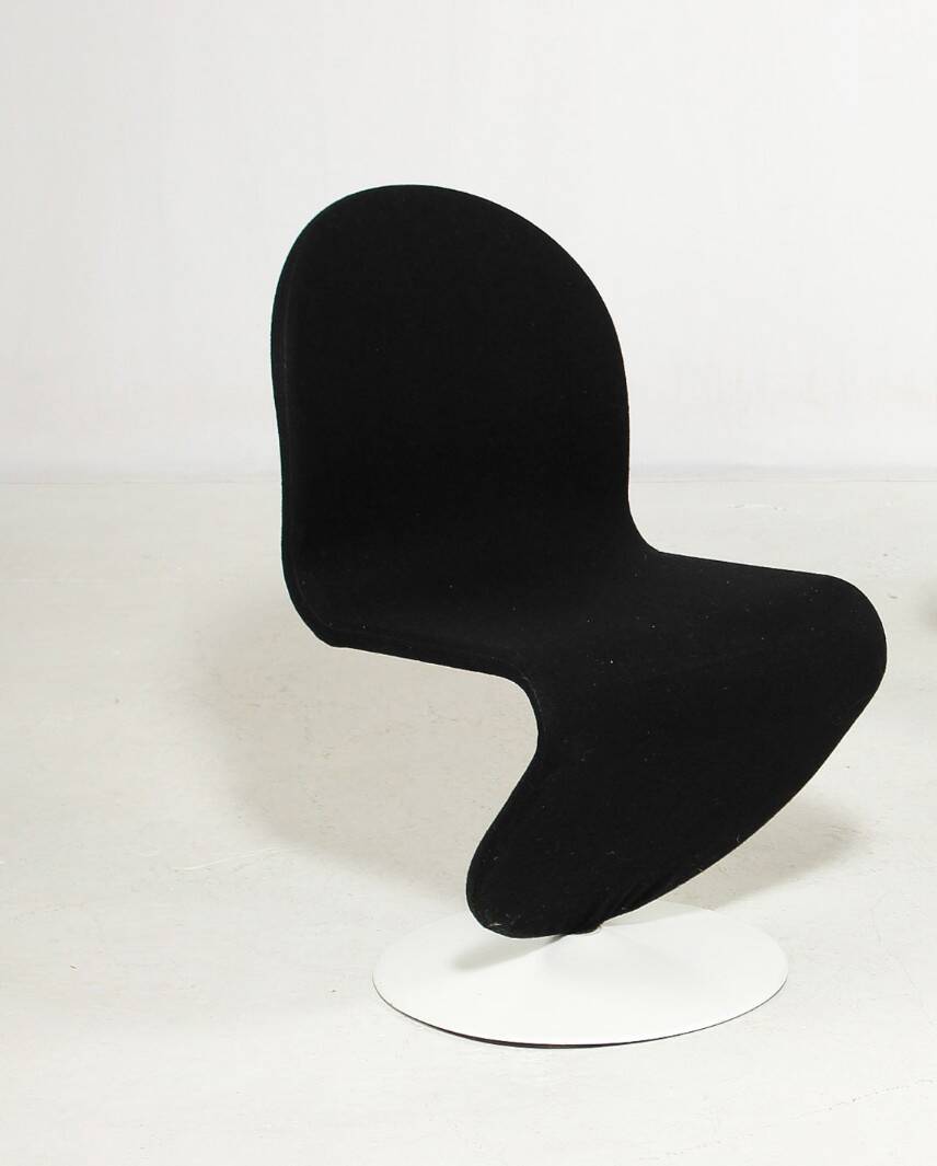 Lounge chair system 123 by Verner Panton