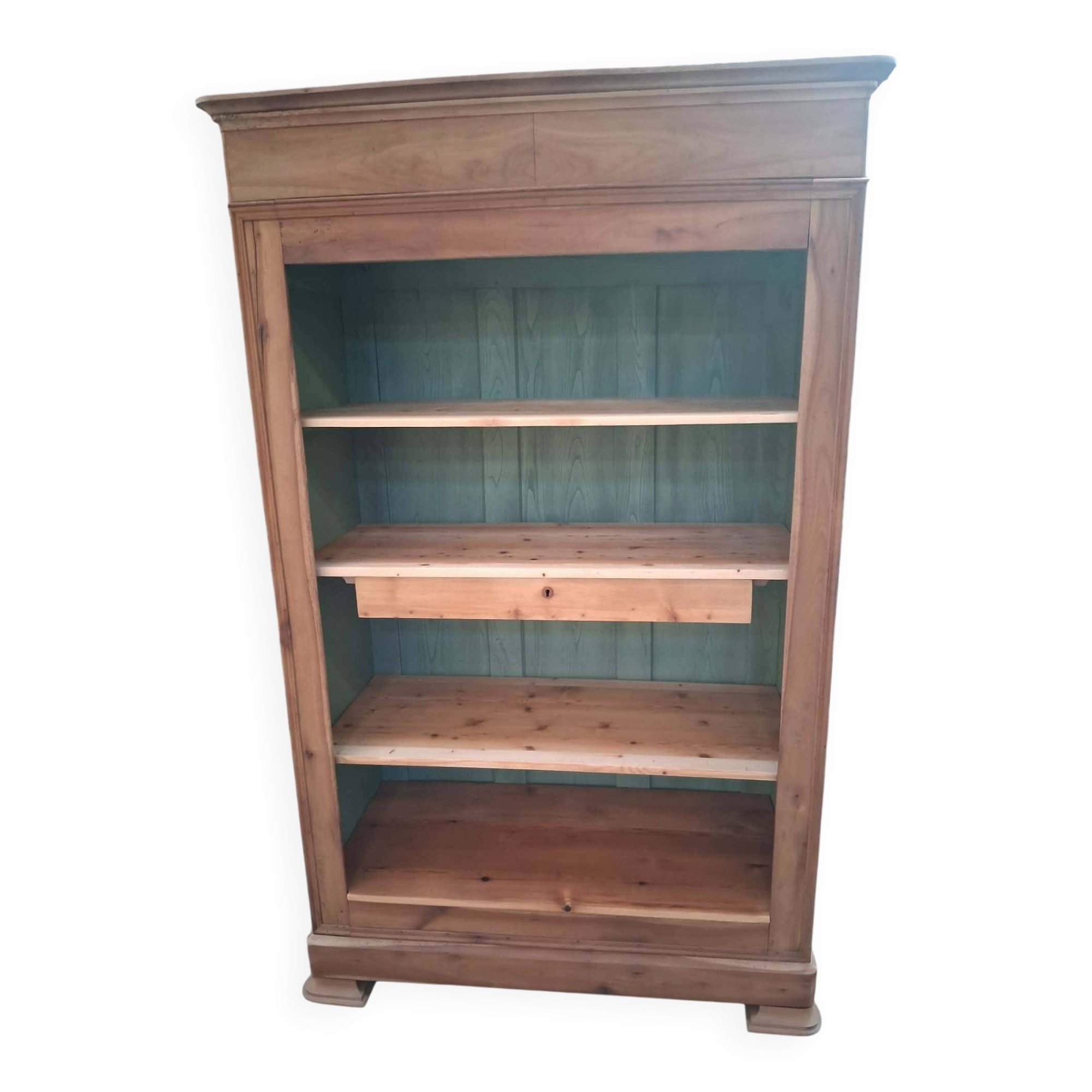 Cherry wood bookshelf