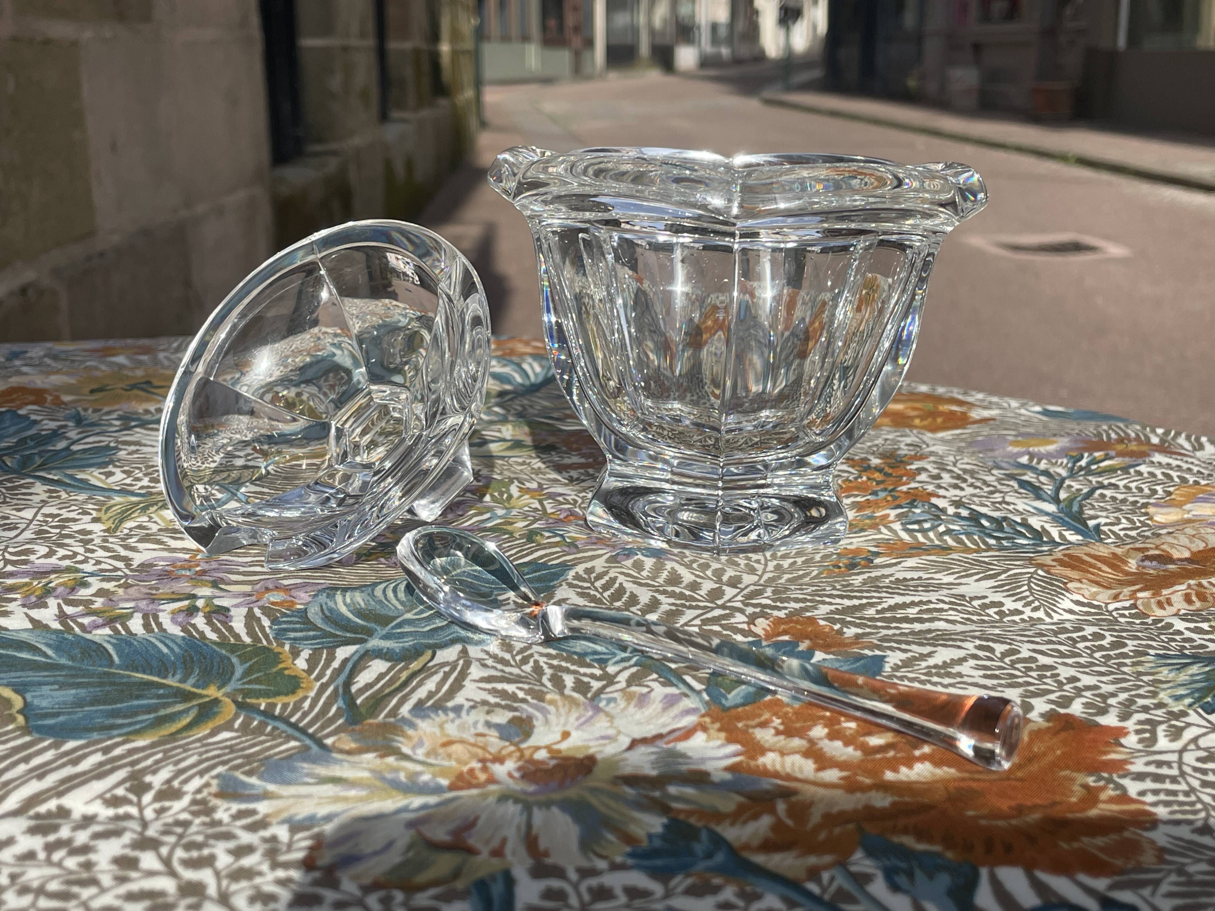 SUPERB CRYSTAL JAM JAR BY BACCARAT MODEL MISSOURI TABLE ART