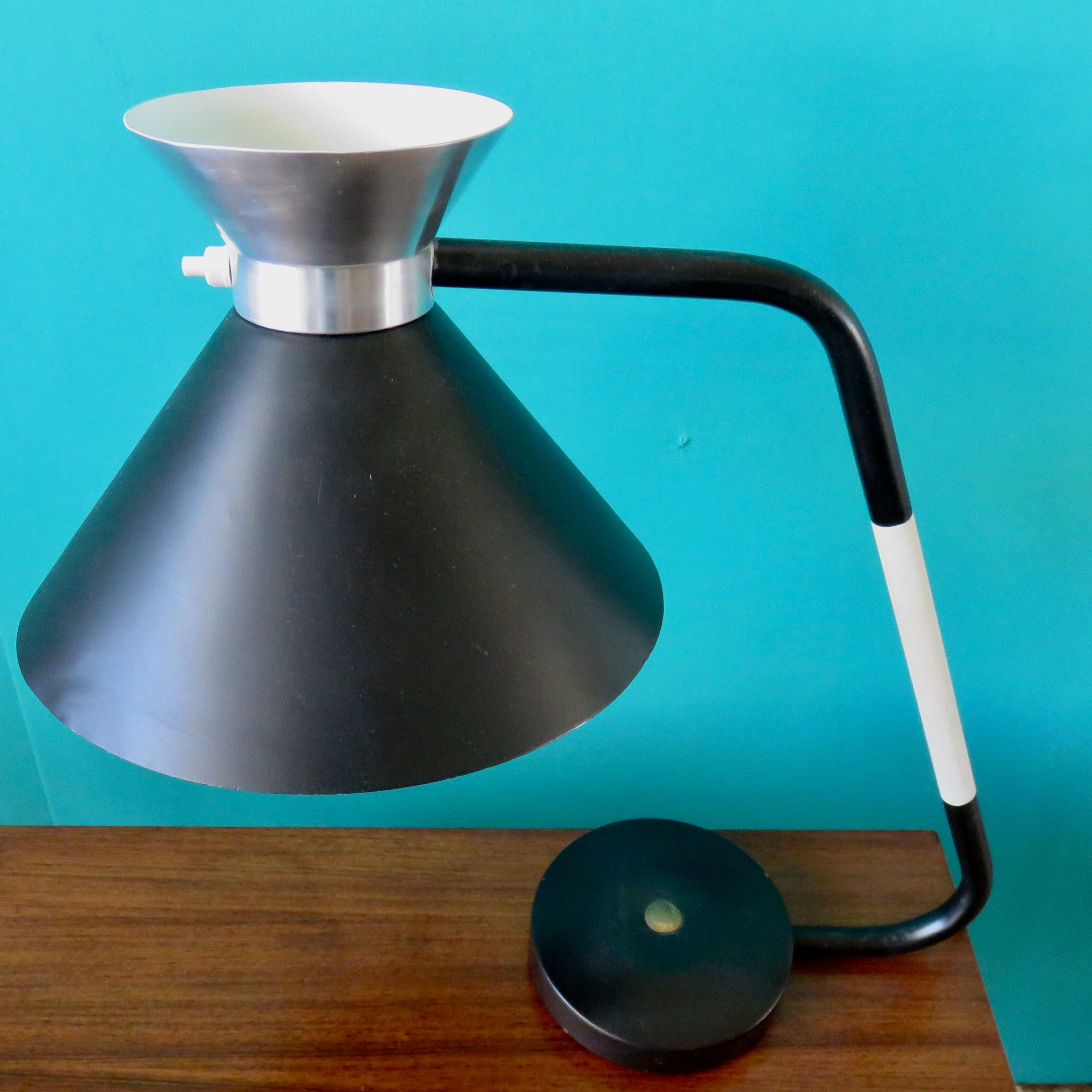Modernist black and white "Jumo" desk lamp. Modernis France 1950