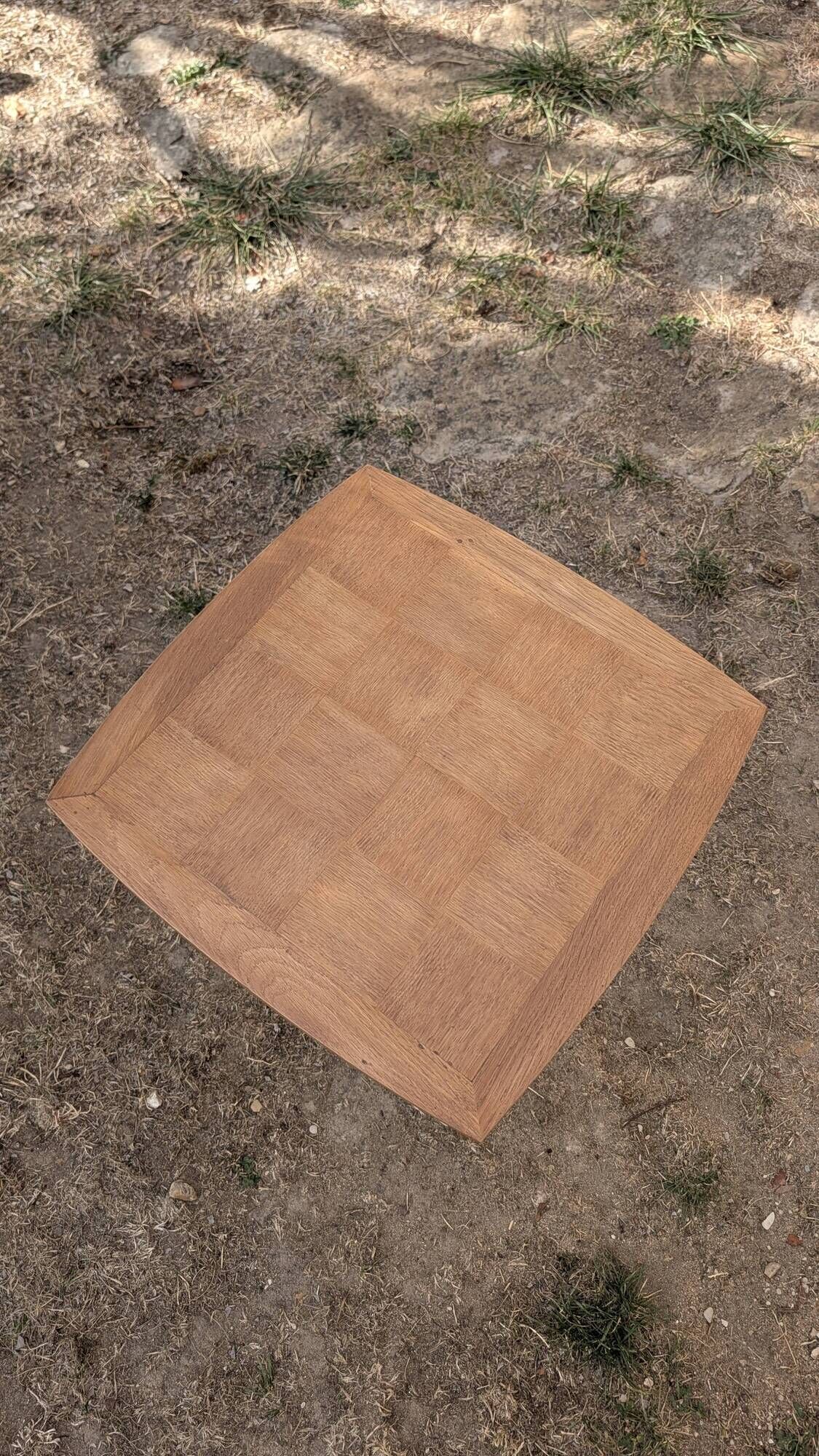 Table d'appoint vintage, plateau damier et pieds compas - Années 50/60