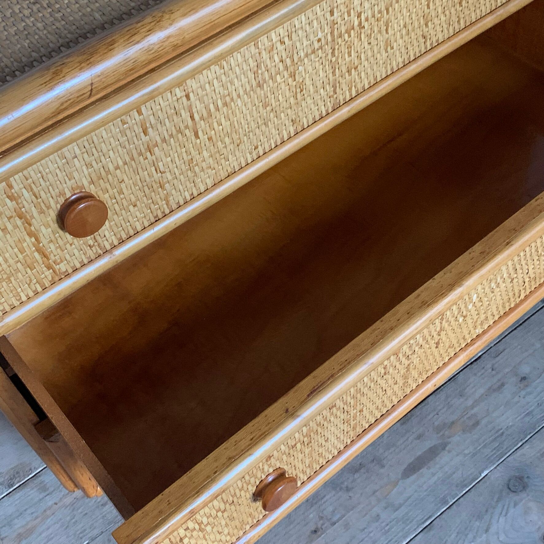 Commode vintage en rotin et bambou