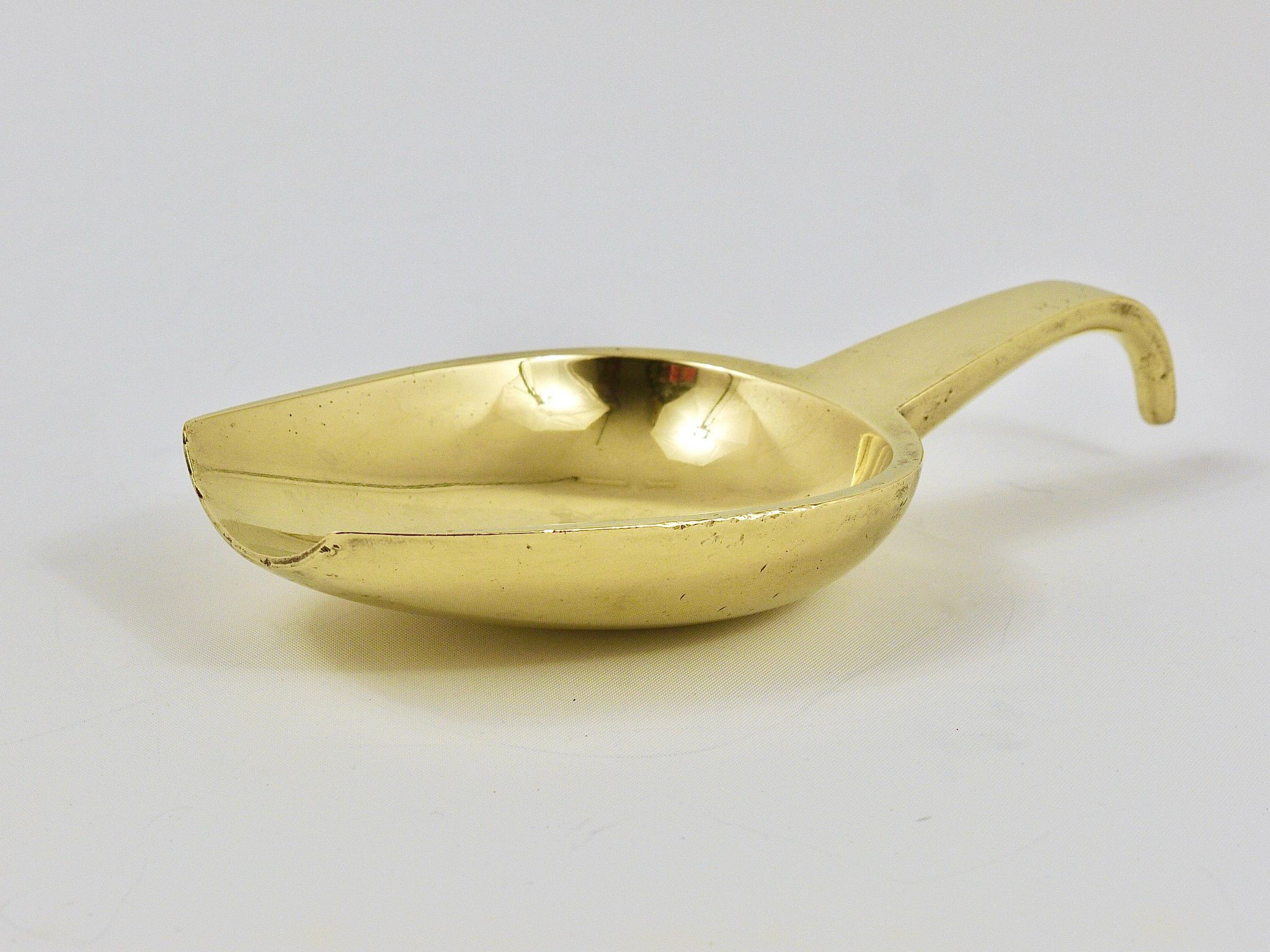 Carl Auböck Bowl or Scoop Ashtray Midcentury with Handle, Brass, Austria, 1950s