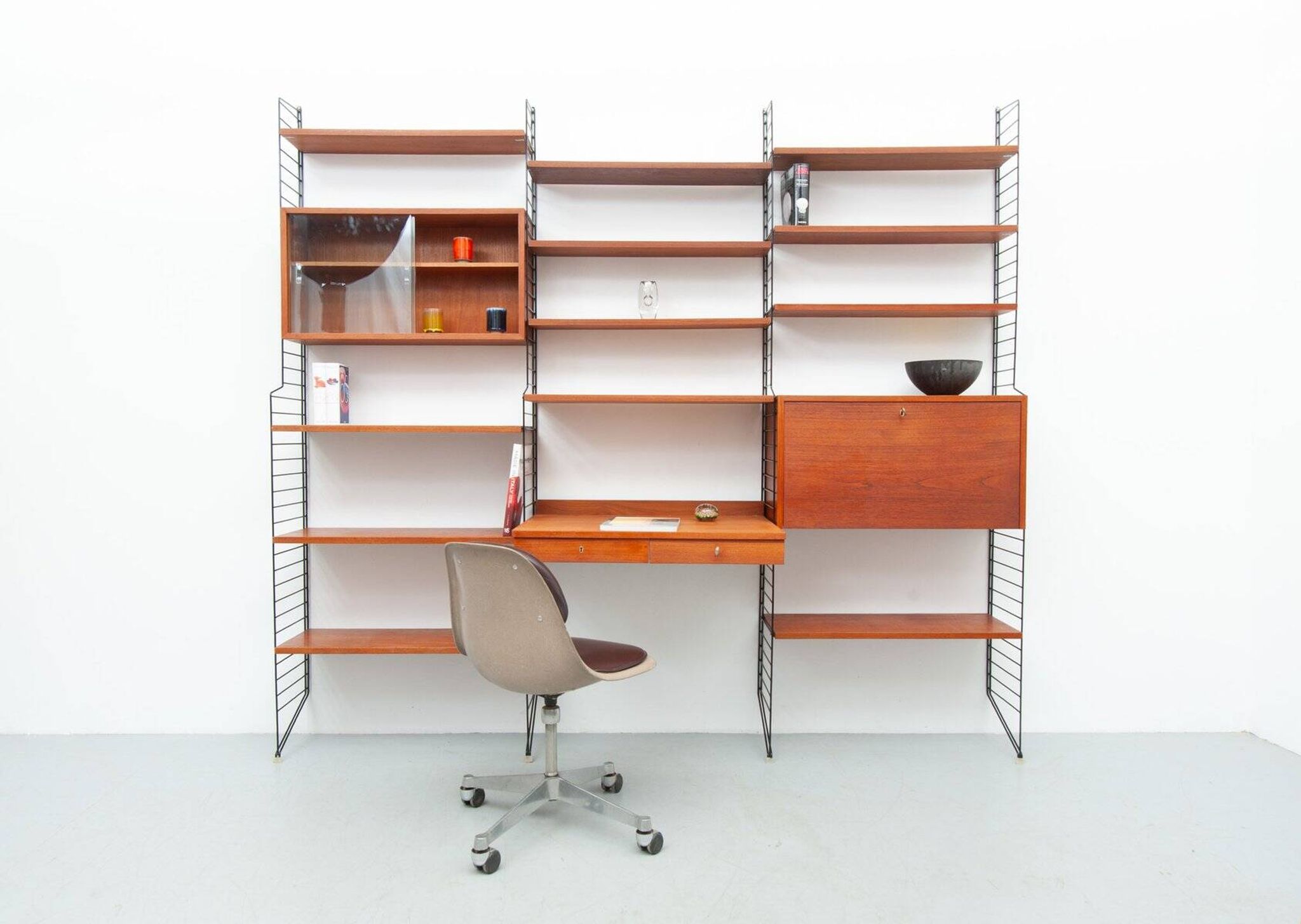 String wall shelf by Kajsa & Nisse Strinning, 1950s