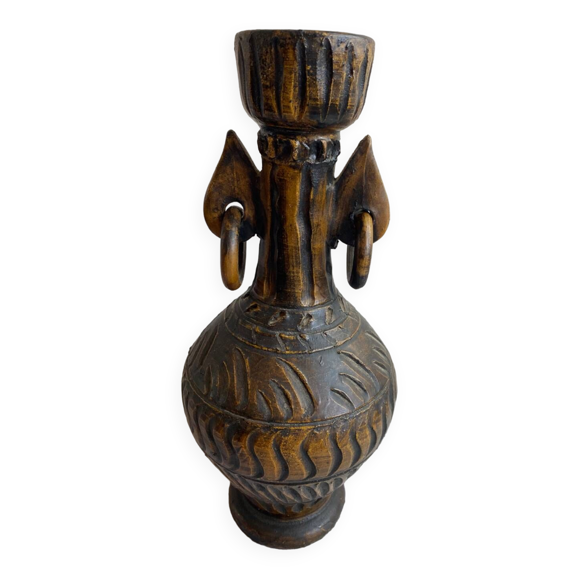 Ringed terracotta vase