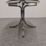 Space age coffee table in tubular and smoked glass, 60s-70s