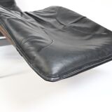80s leather lounge chair