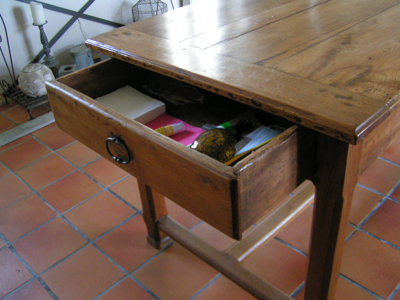 Farm table