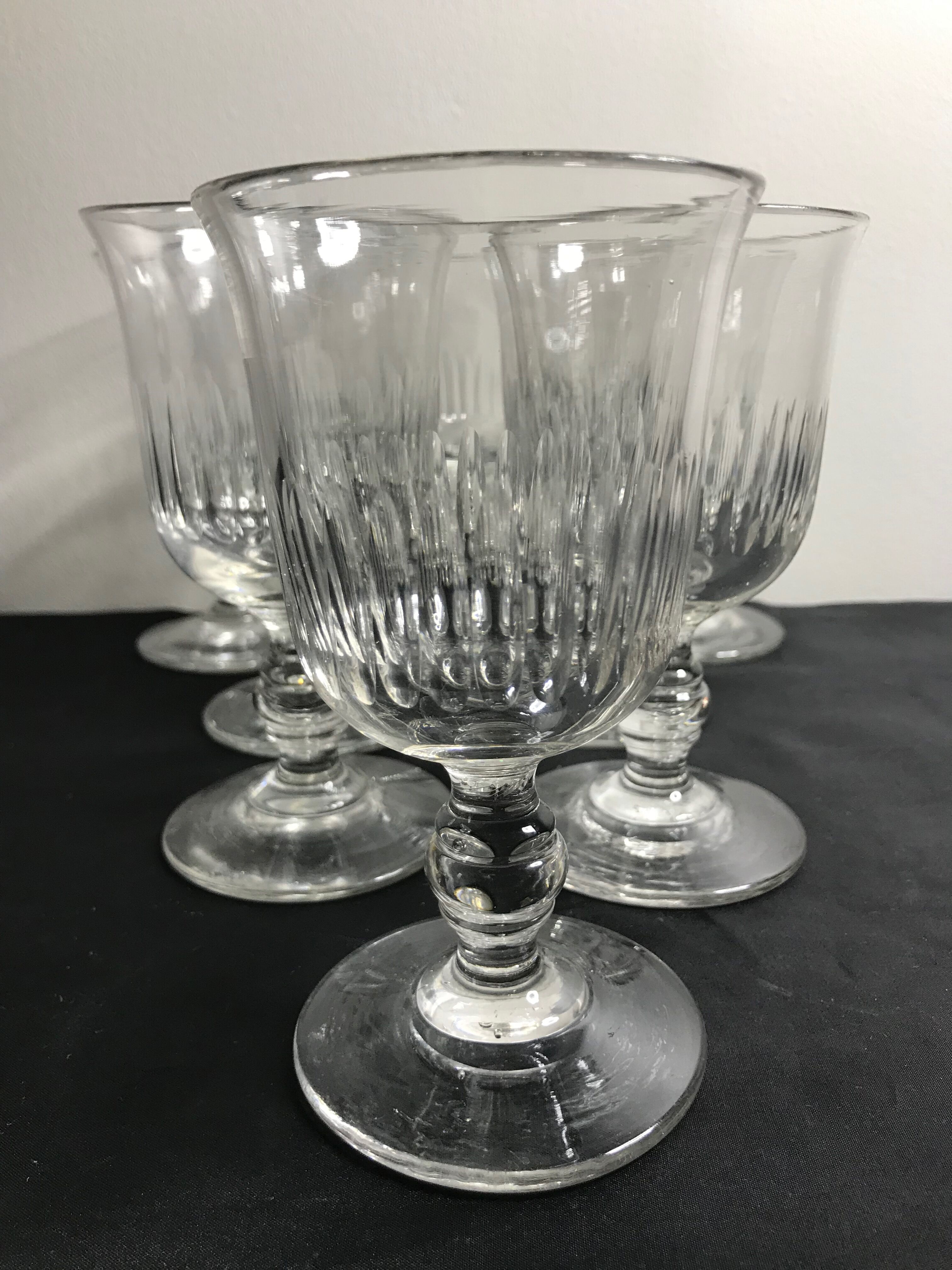 8 verres taillés Louis Philippe