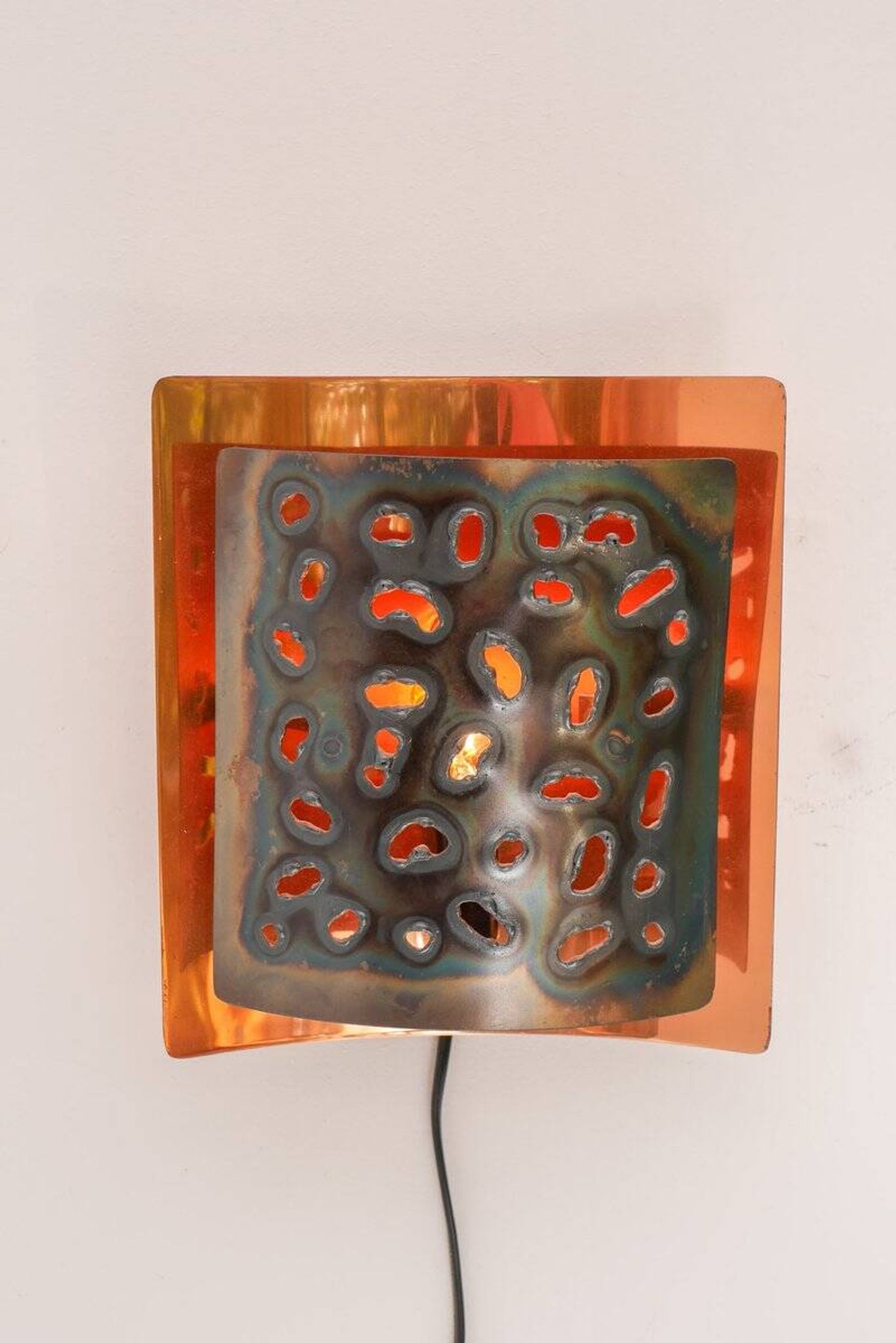 Vintage Brutalist copper wall sconce from Boréns, 1960s