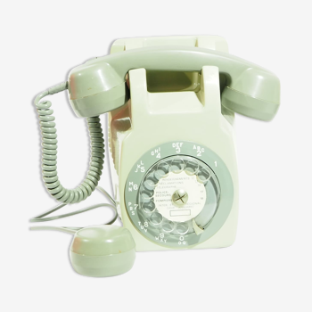 Hanging rotary dial phone