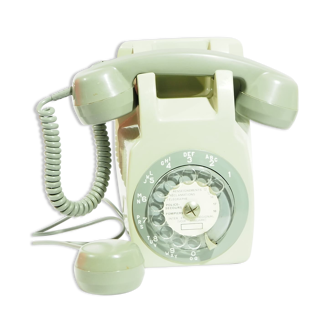 Hanging rotary dial phone