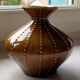 Vase piriforme en céramique.