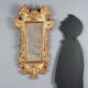 Miroir en bois de mélèze sculpté et doré