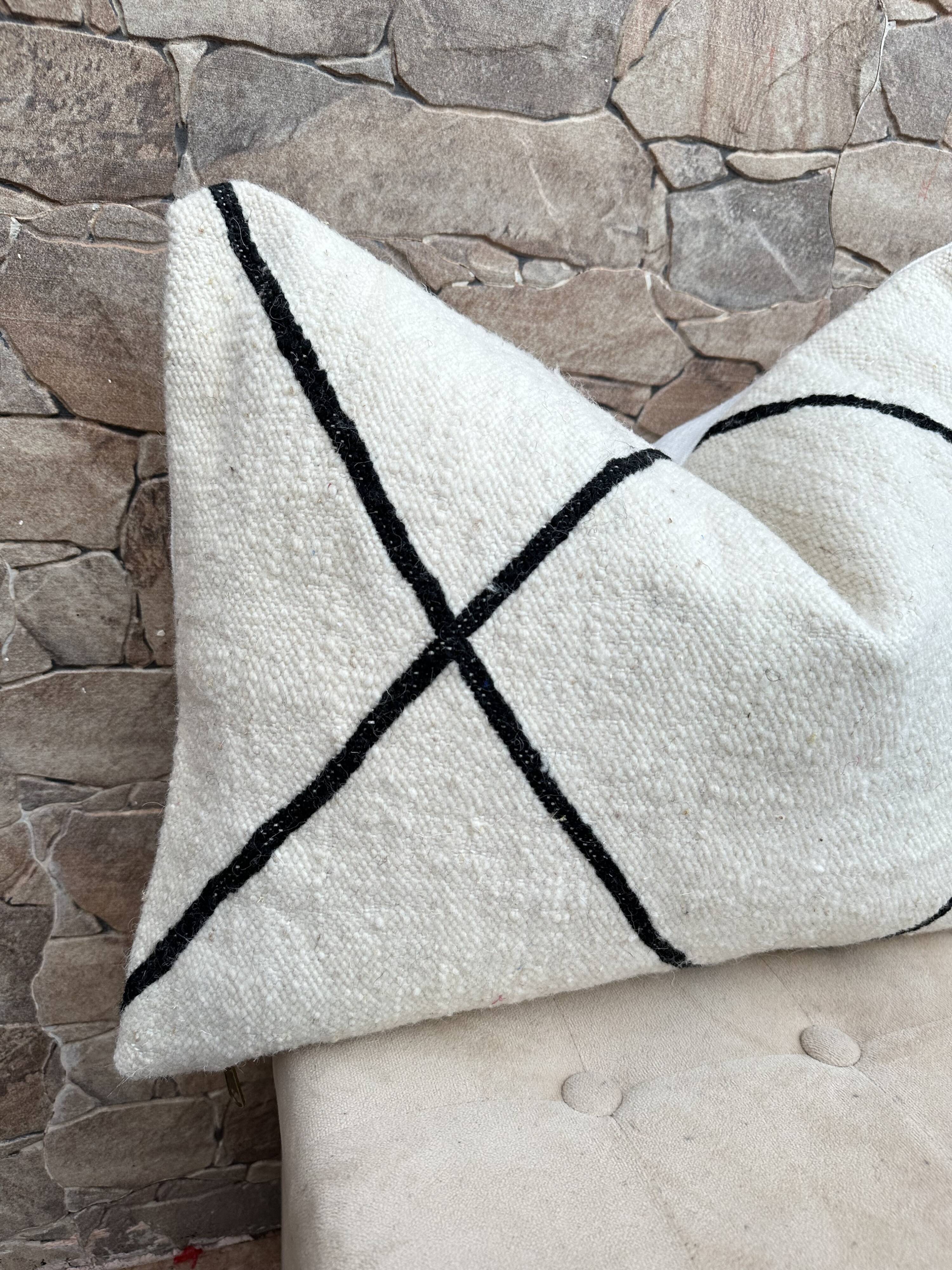 Berber cushion