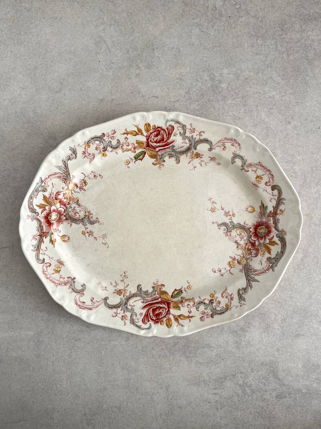 Bishop & Stonier “Wentworth” polychrome iron earthenware dish