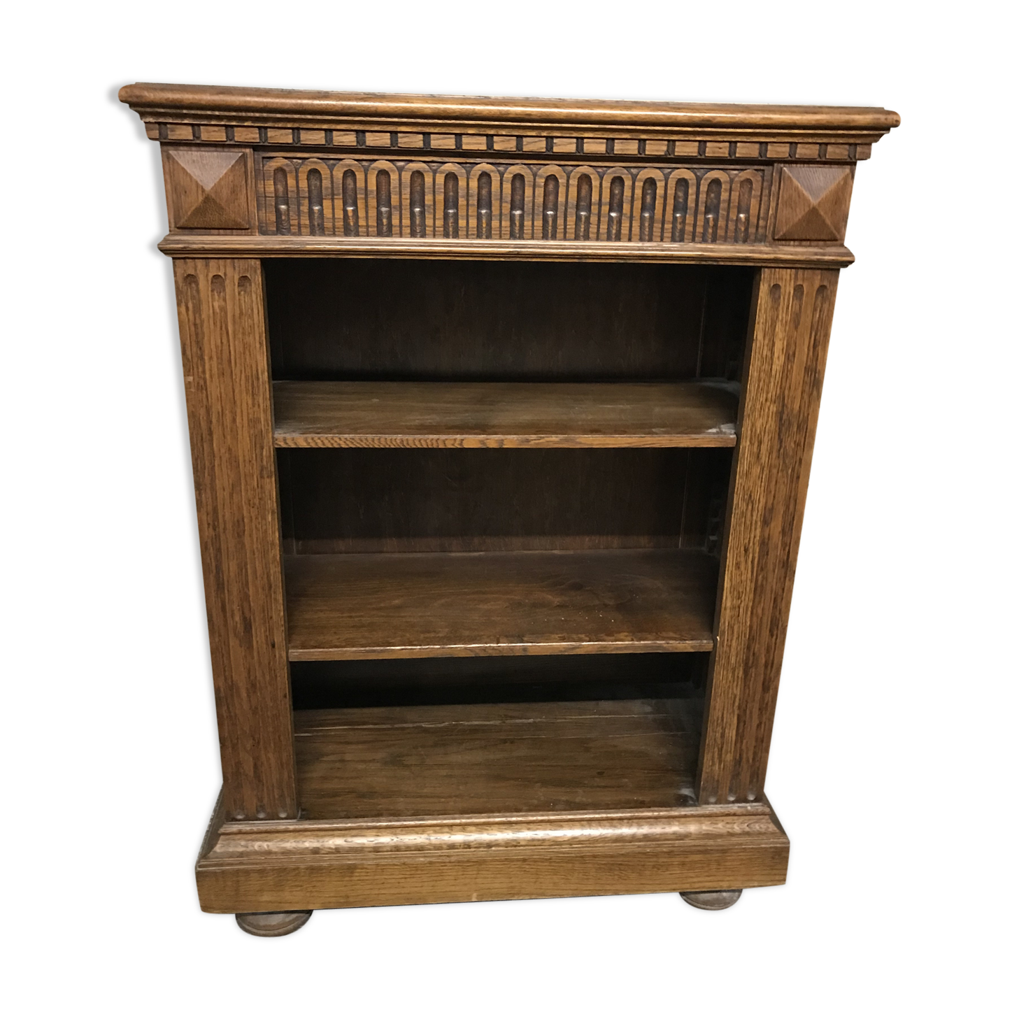 Shelf bibus oak