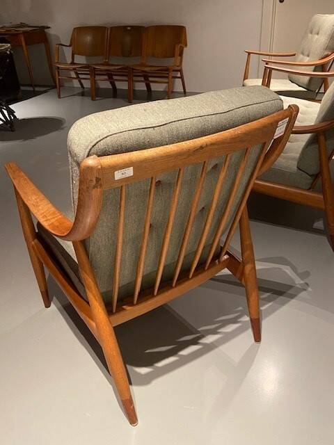 Two-seater sofa and pair of Peter HVIDT armchairs