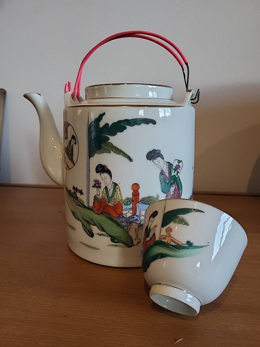 Vintage tea set and basket