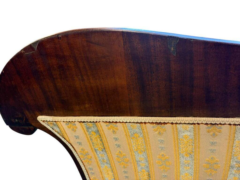 Vintage striped ecru baroque sofa / two-seater sofa