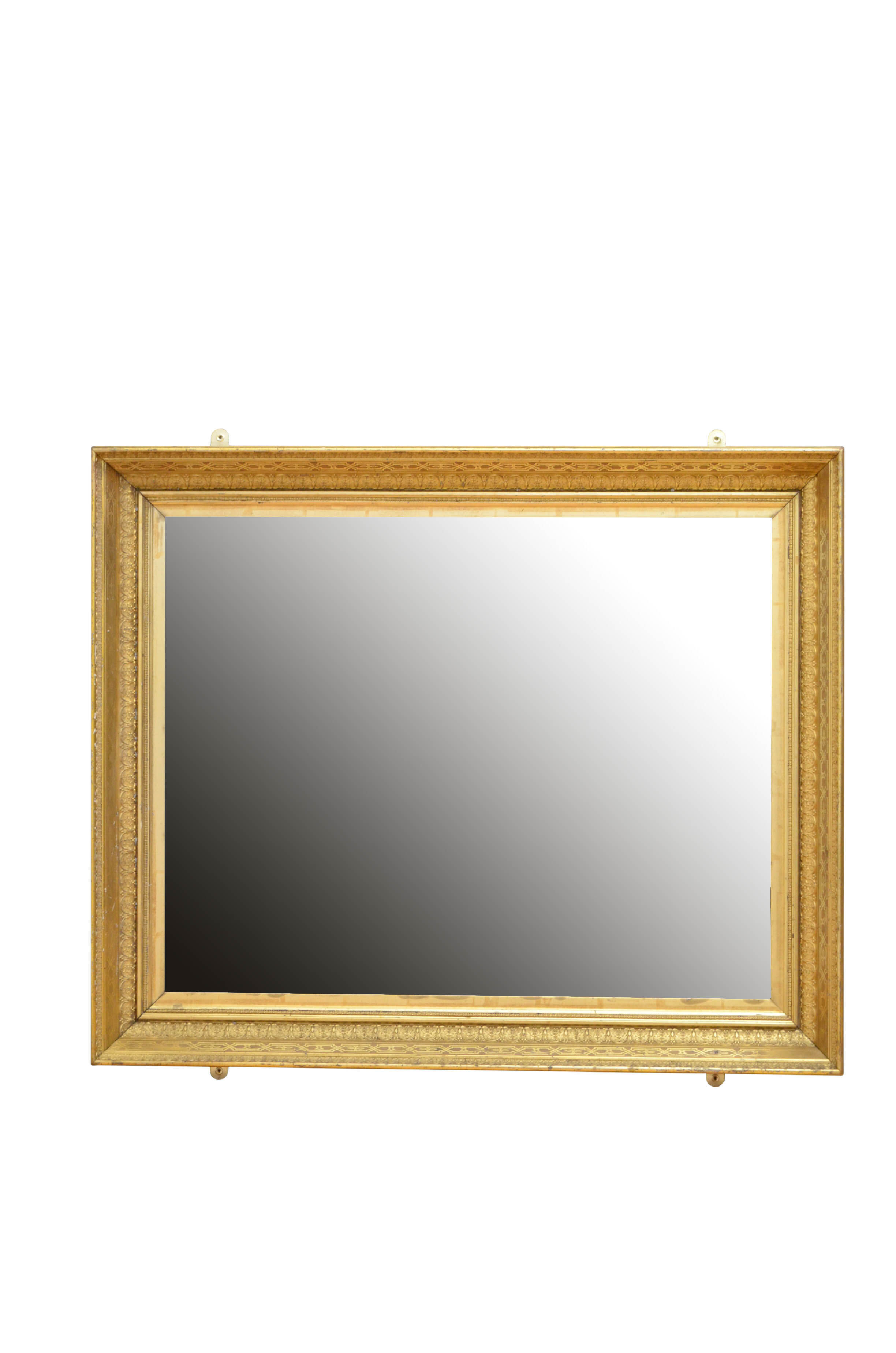 Miroir mural en bois doré français - 86x105cm