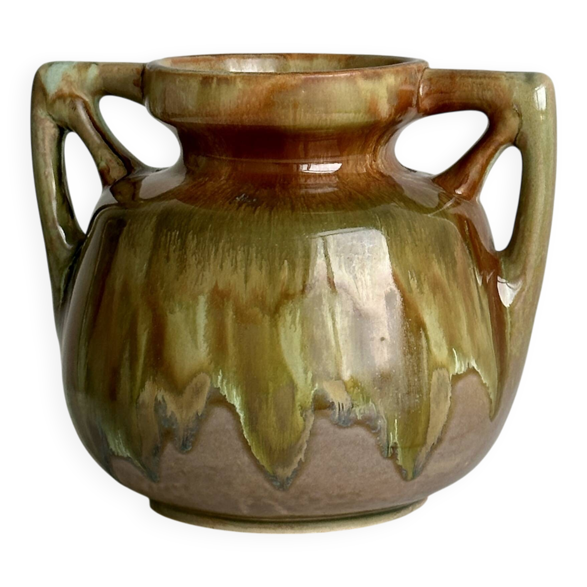 Ceramic vase with handles