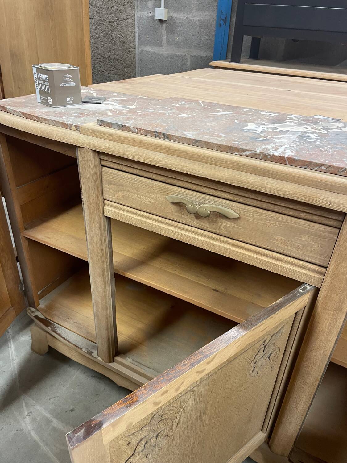 1950s Art Deco airbrushed sideboard
