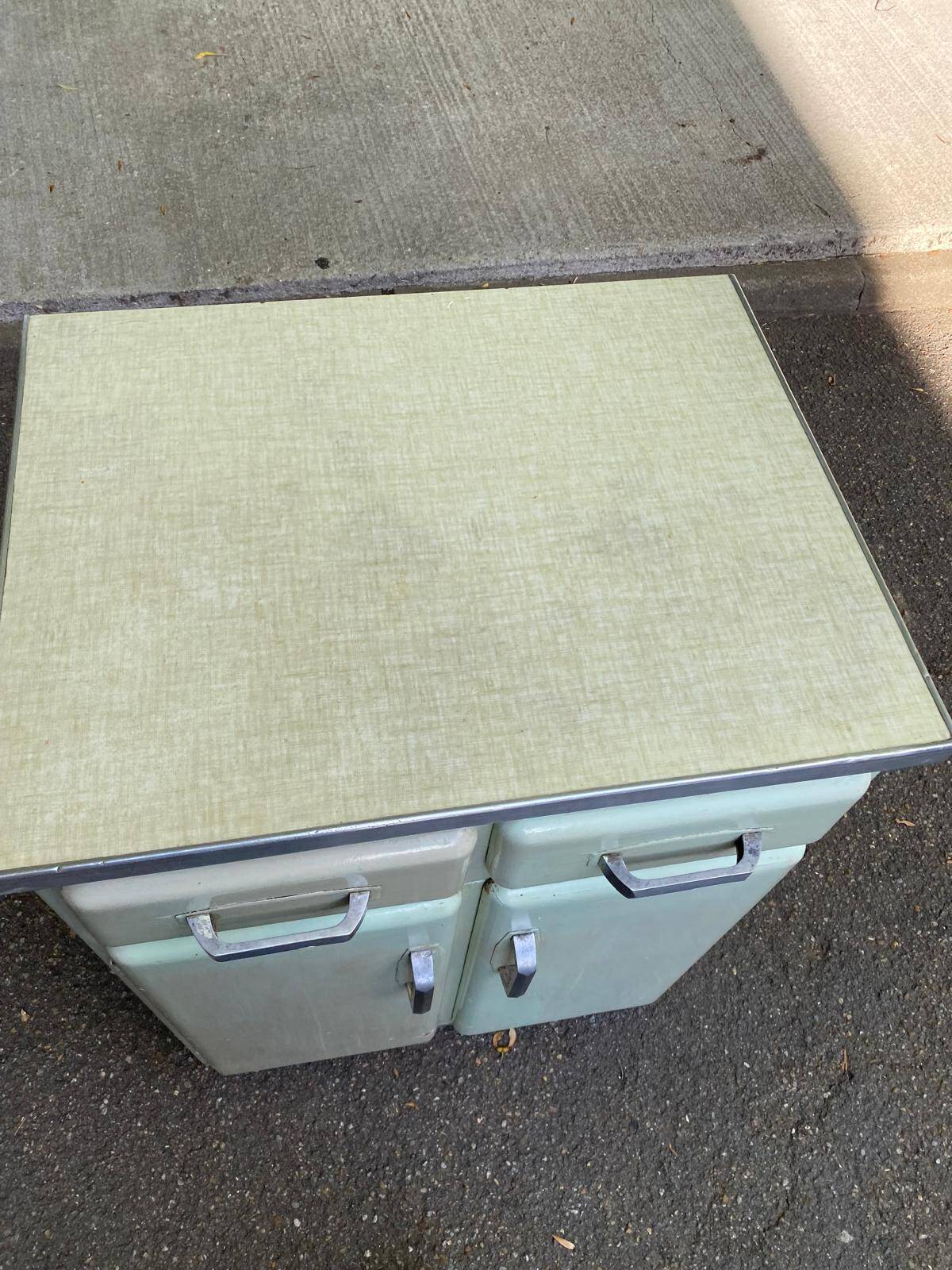 Meuble de cuisine buffet vintage années vert d'eau esprit mado