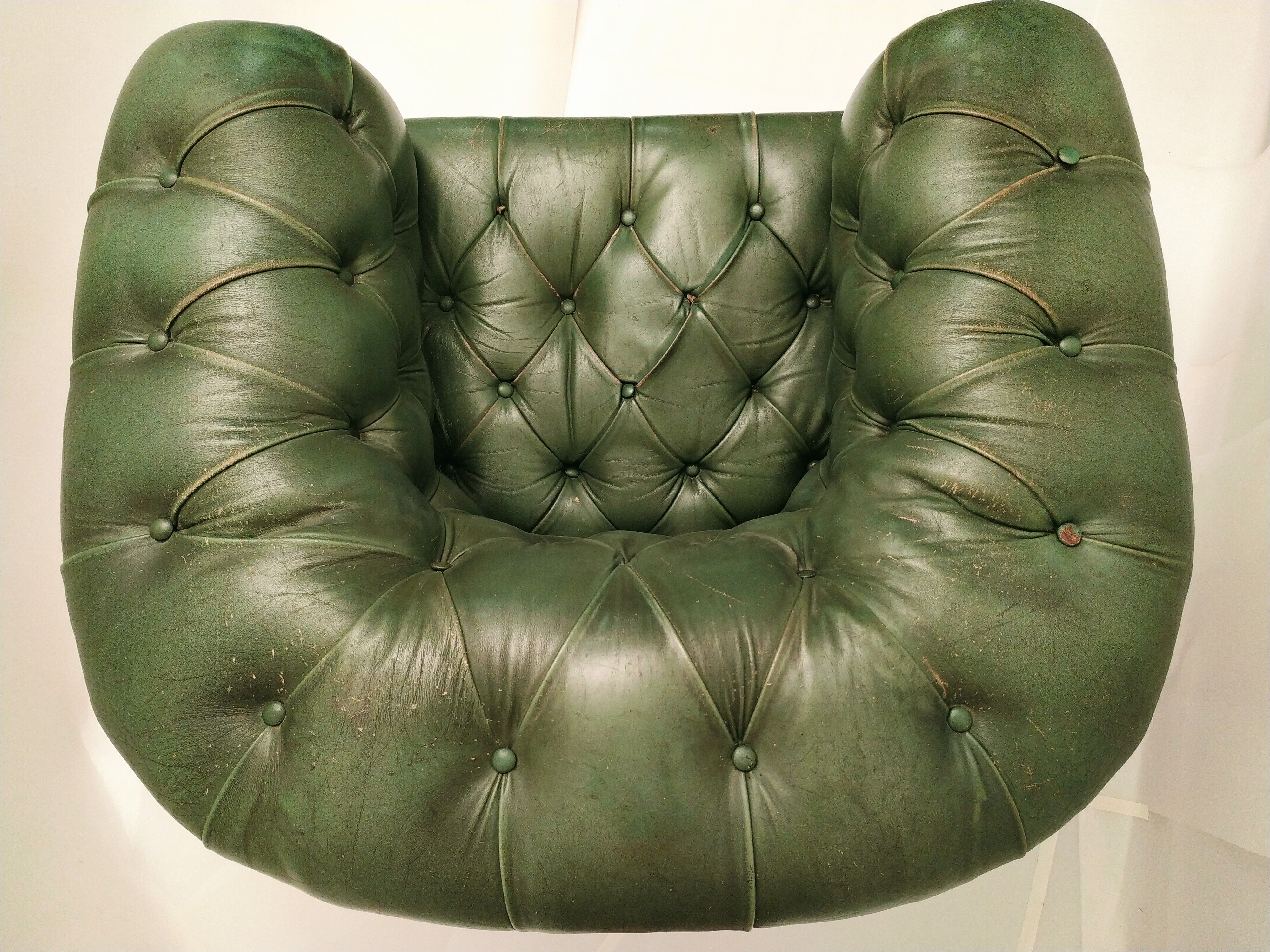 Former chesterfield green leather chair