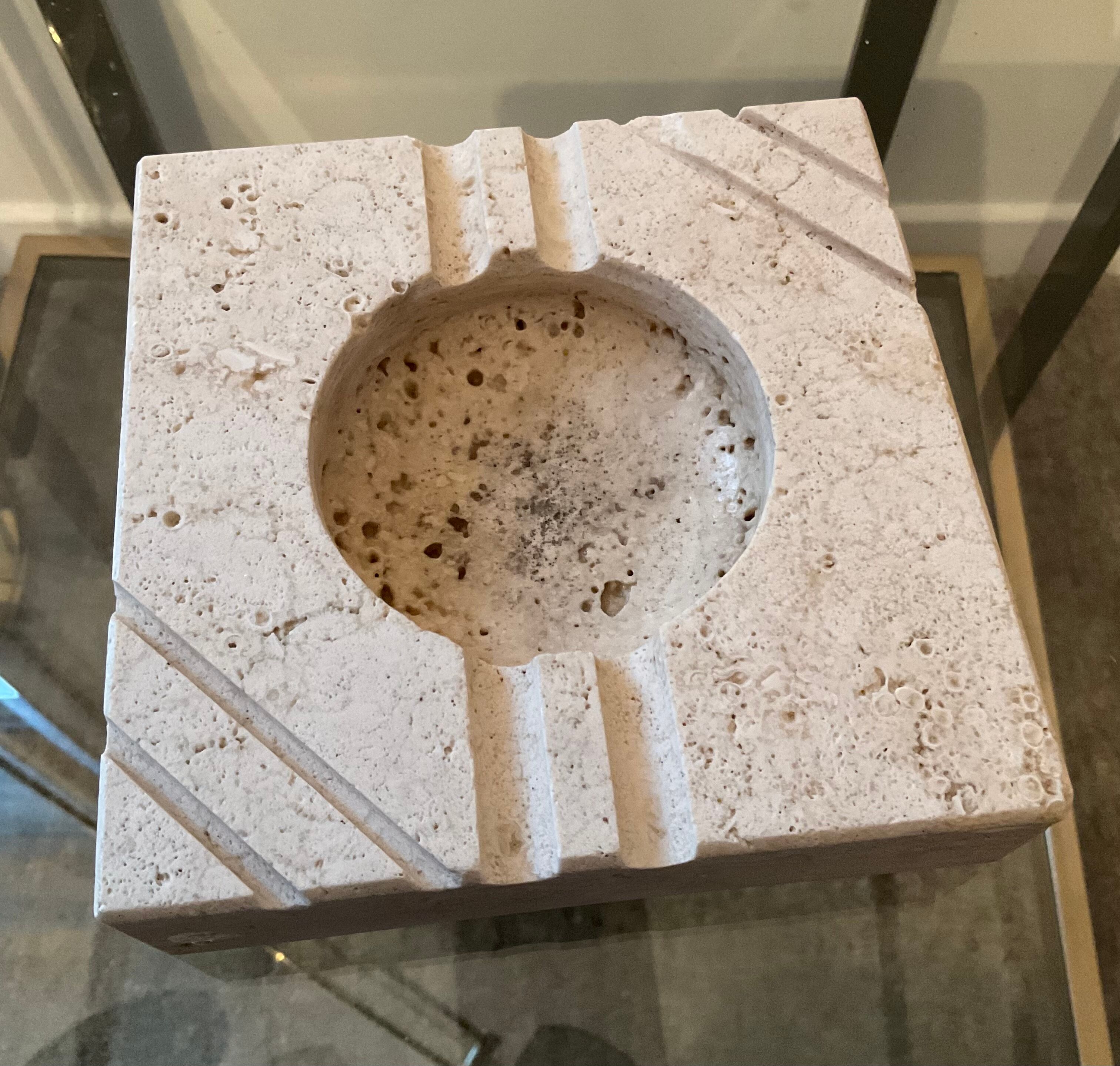 Empty ashtray pocket Cerri Nestore in travertine