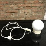 Globe lamp