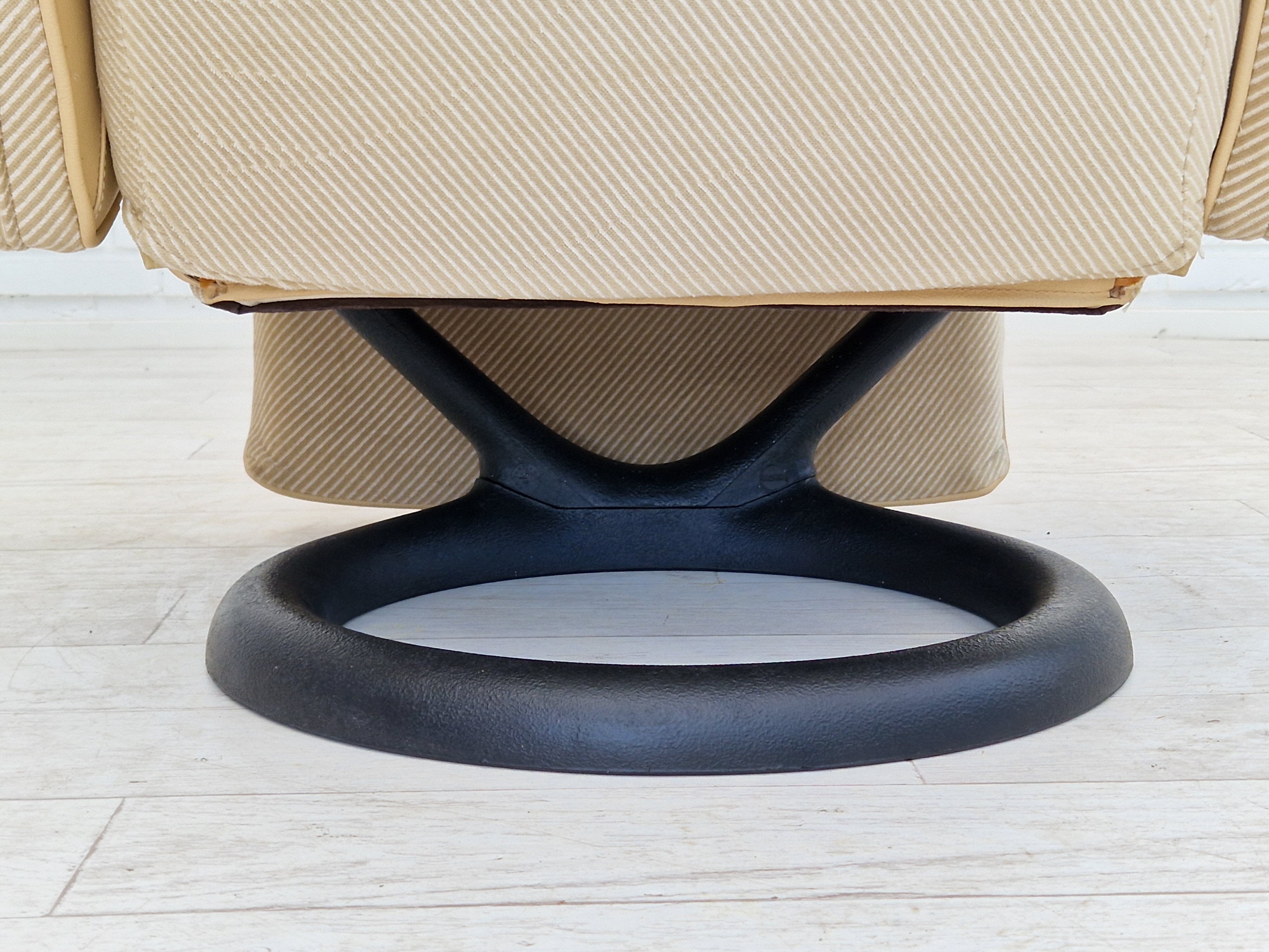 1980s, Danish design by Steen Ostergård for Bramin Møbler. "Action Recliner" relax chair.