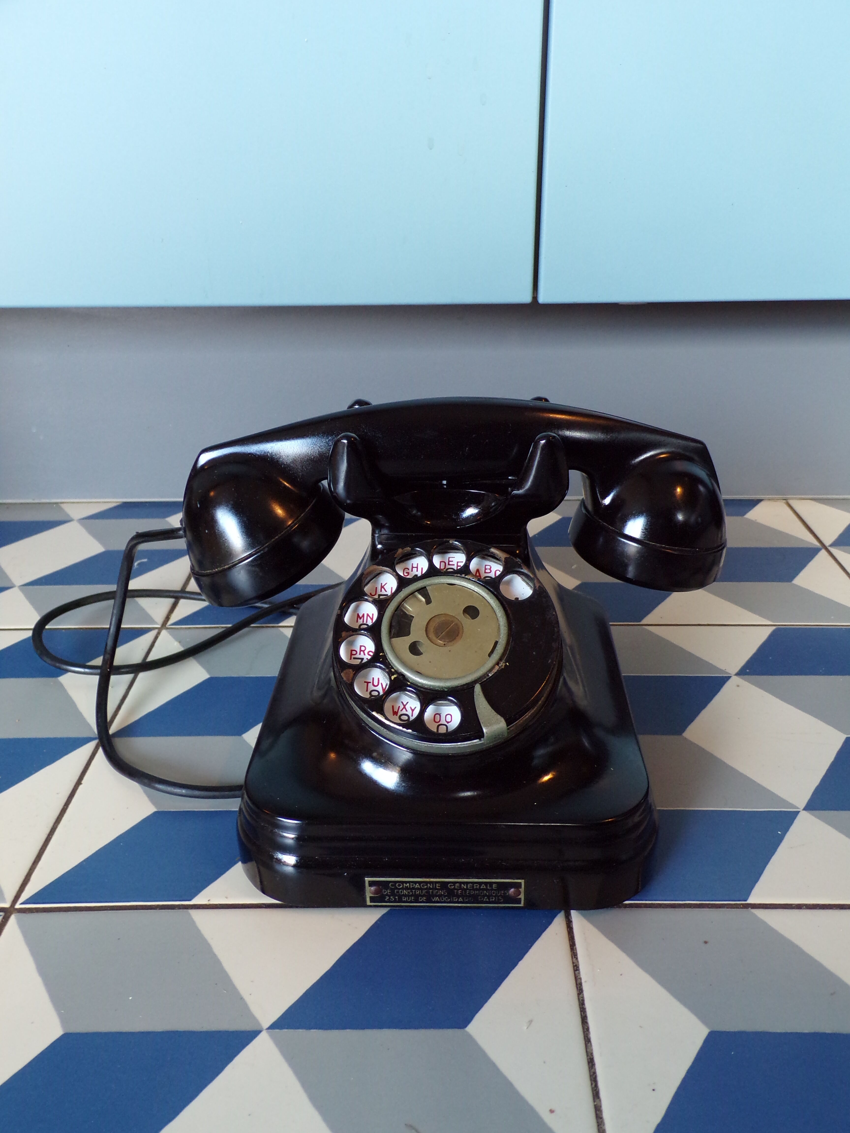 Phone 1950 CGTC in Bakelite