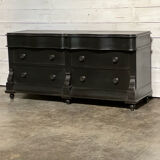 Old chest of drawers