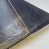 Soliflore vase in black ceramic pyramid or manta ray design