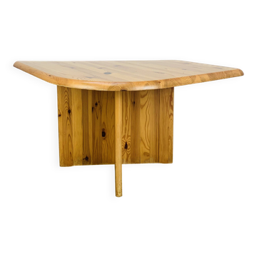 Table basse en pin massif forme organique, années 80