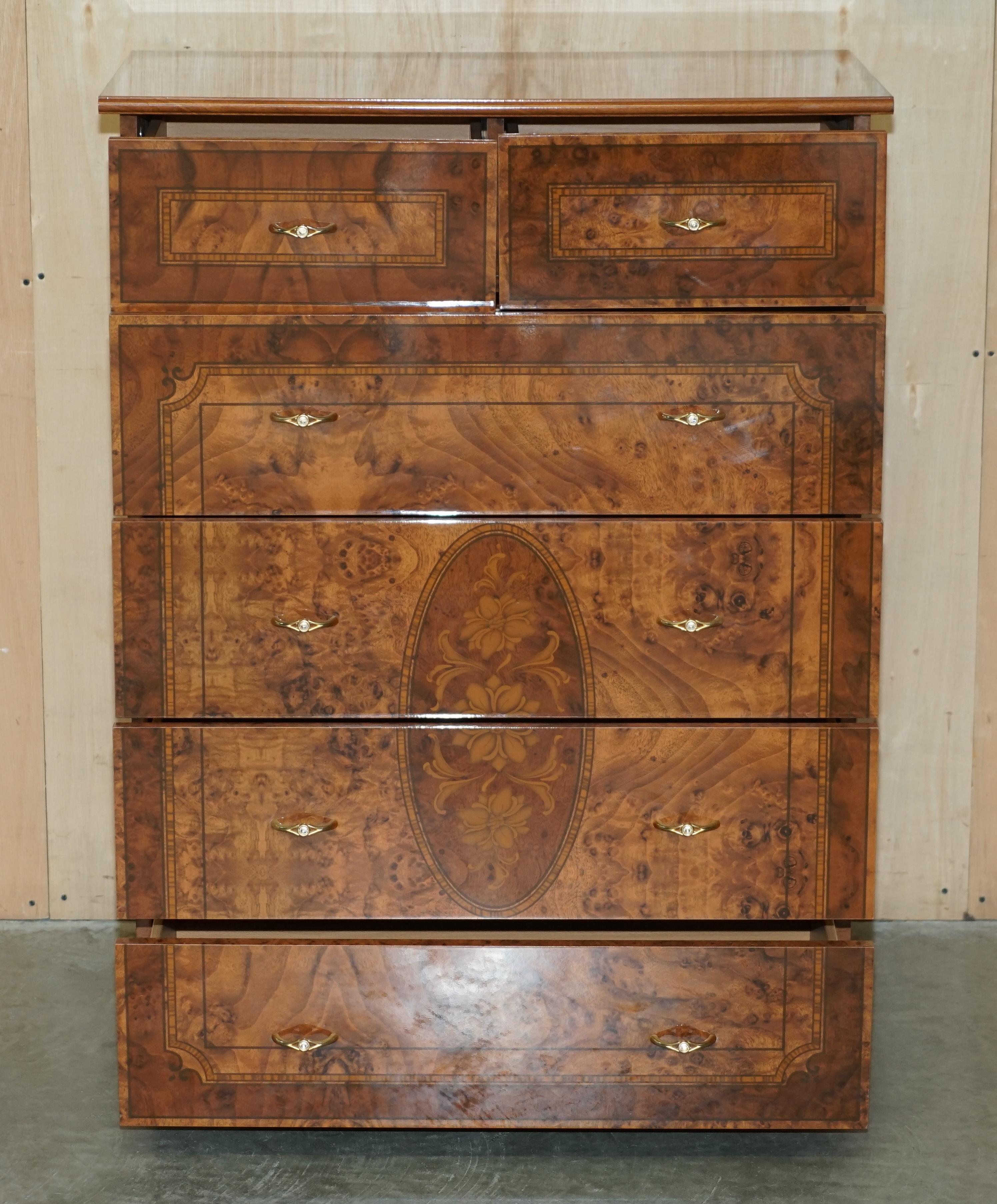 Commode Vintage en Placage de Noyer Burl
