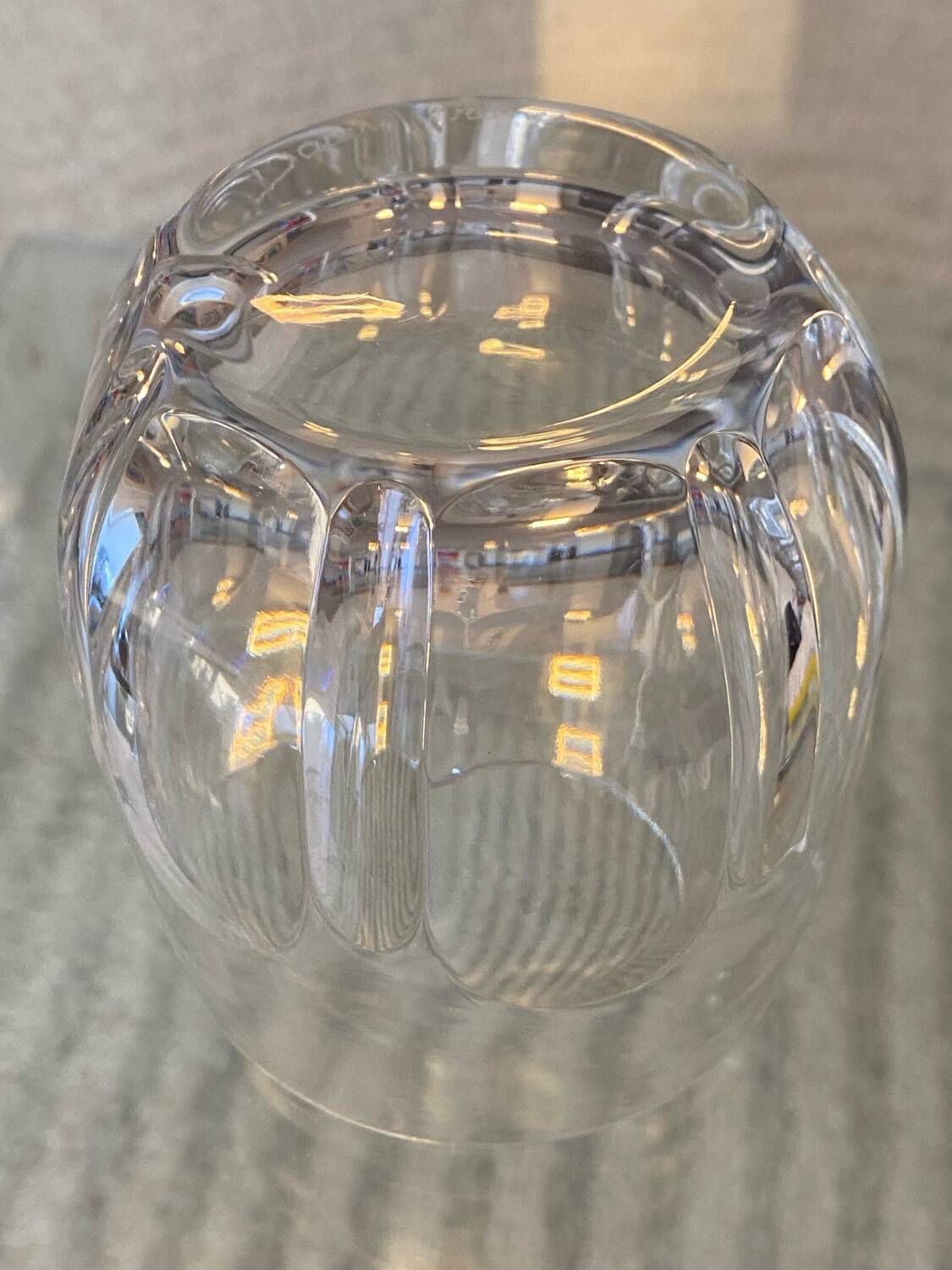 Daum France crystal glass in excellent condition