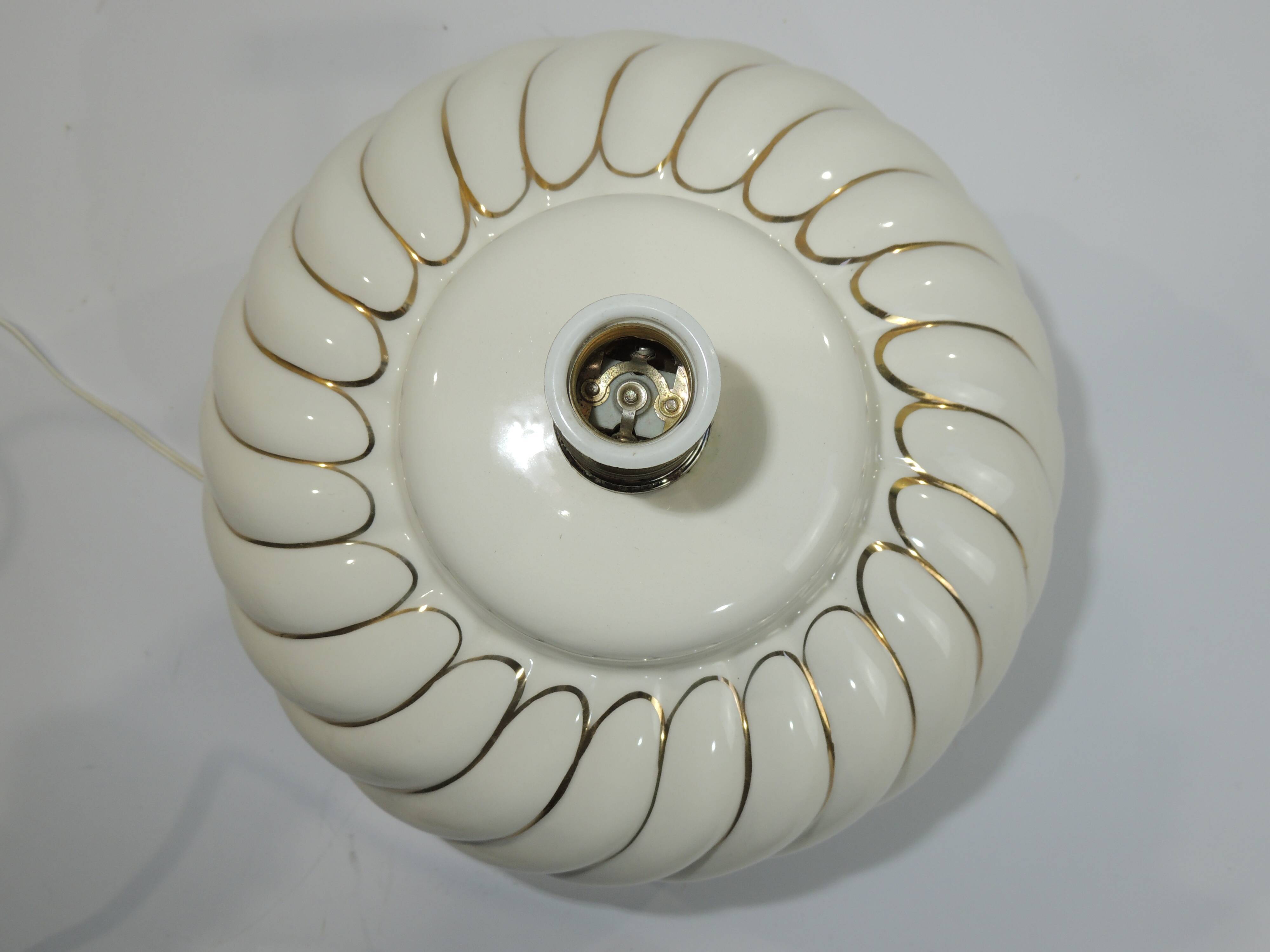 Ceramic /vintage lamp foot