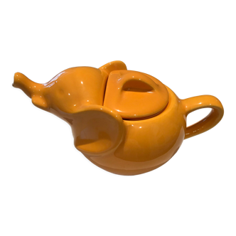 Elephant teapot
