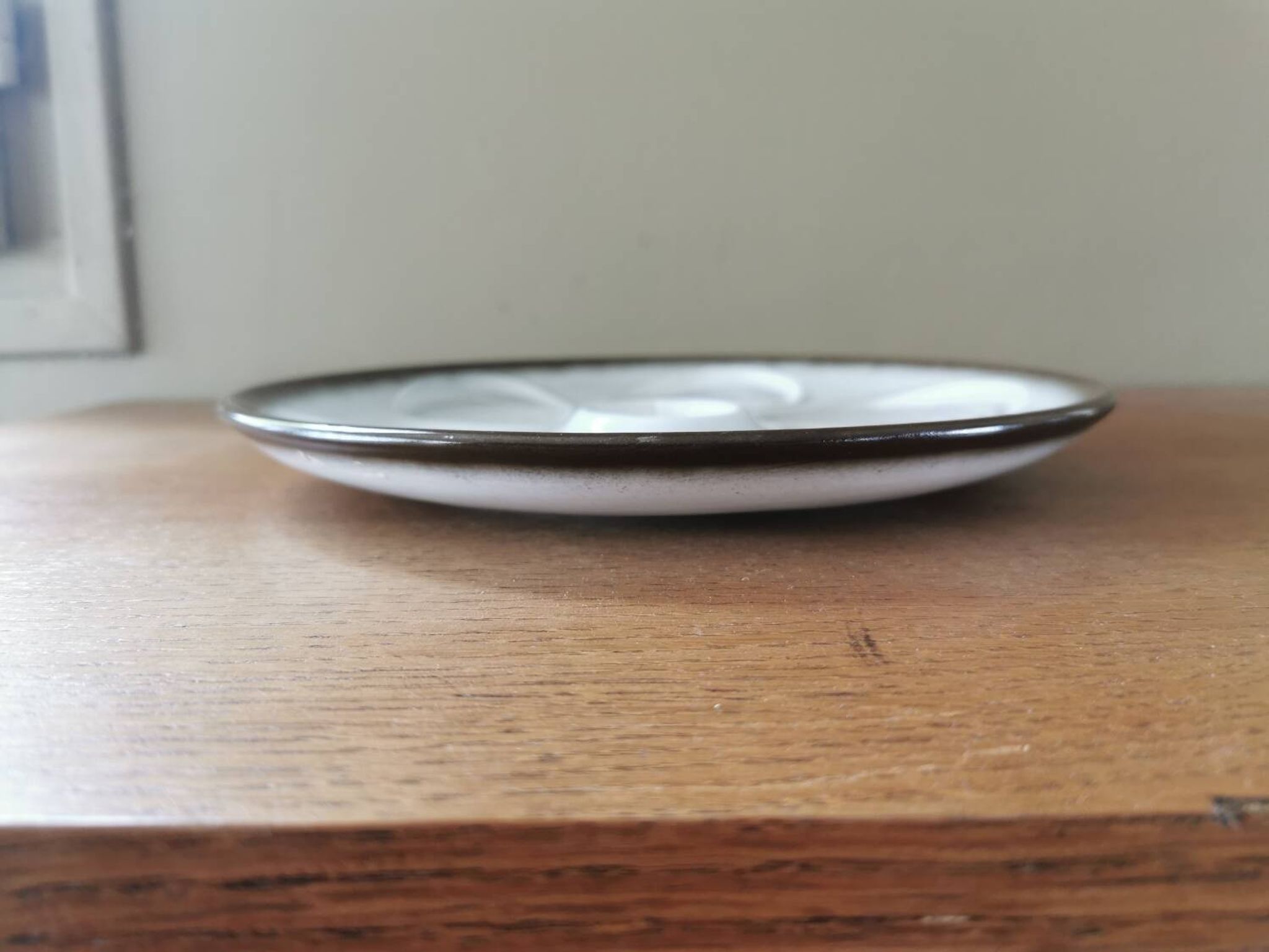 6 assiettes à huîtres vintage en barbotine