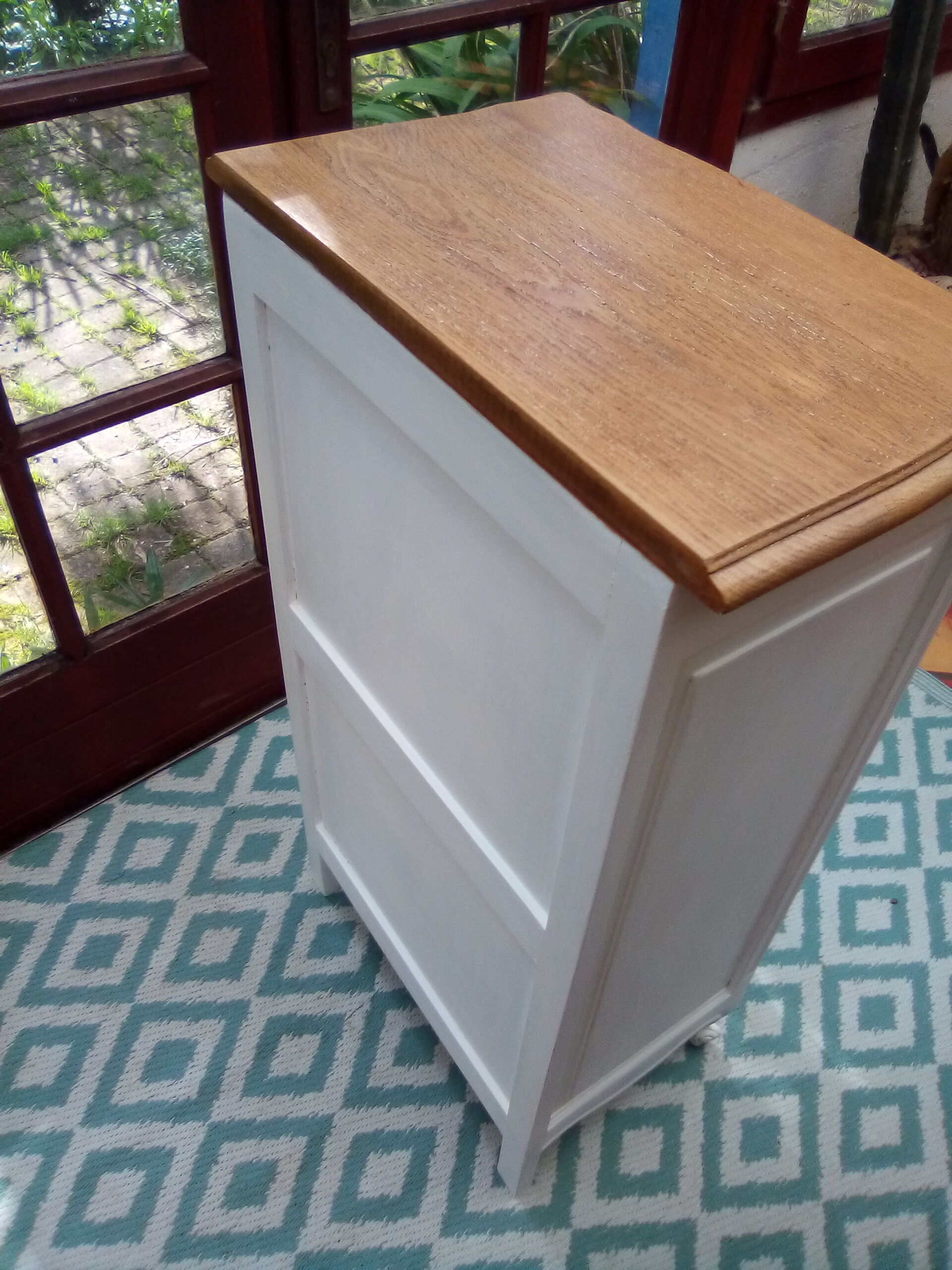 Commode chêne massif patiné
